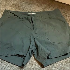 1stKiss Cargo Shorts